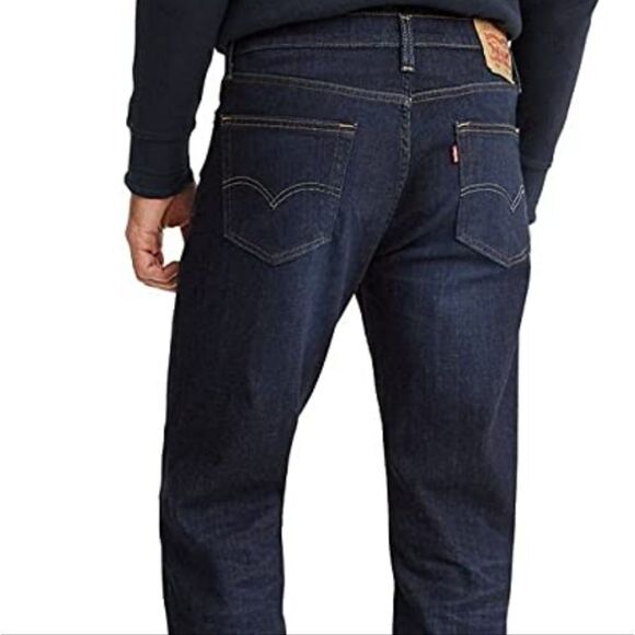 🎉Host Pick🎊 Levi Strauss Jeans - Picture 1 of 10